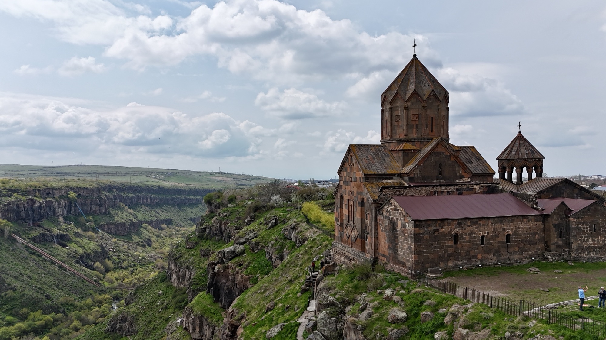 Armenien beginnt leise – und genau darin liegt seine Stärke